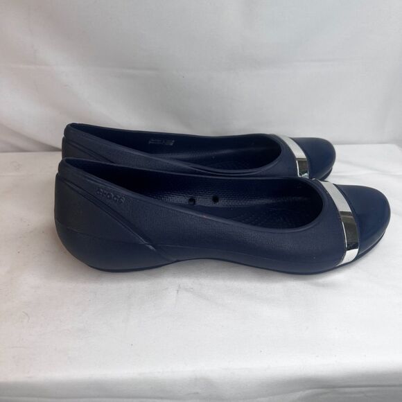 CROCS Navy Blue Silver Mirror Cap Toe Slip On Ballet Flat Size W8 - Picture 4 of 11